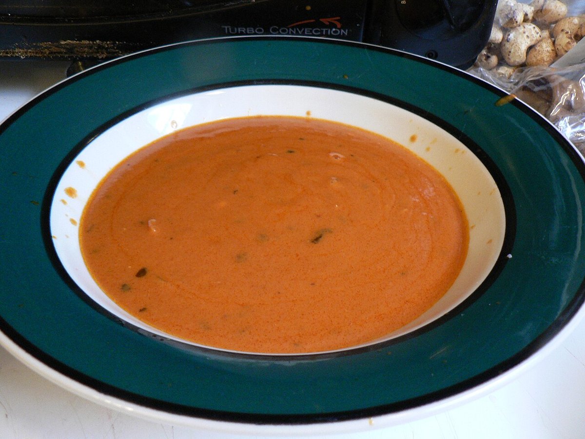 Creamy Tomato Soup serving suggestion