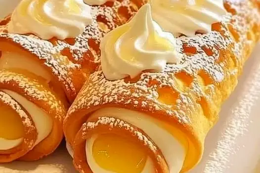 Zesty Lemon Meringue Pie Cannolis