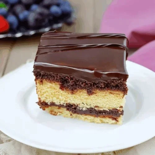 Delicious gluten-free cinnamon squares on a wooden table